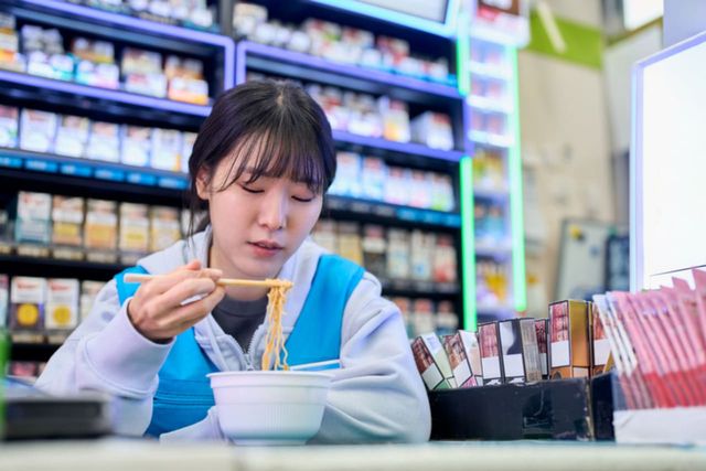 ⓒ게티이미지뱅크(편의점 식사)