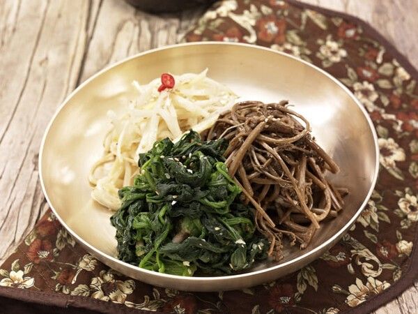 ⓒ게티이미지뱅크(삼색나물)