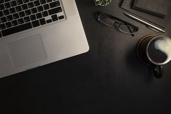 ⓒ게티이미지뱅크(깔끔한 책상)