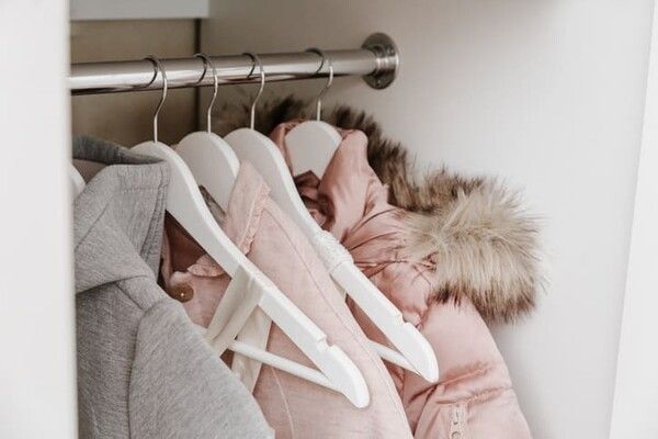 ⓒ게티이미지뱅크(옷장 정리)