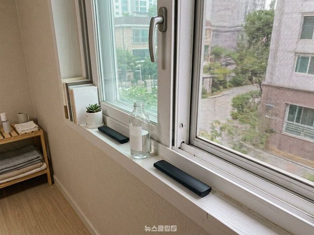 방충망 모기 / 기사 이해를 돕기 위한 AI 이미지