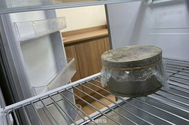 남은 통조림 보관법 / 기사 이해를 돕기 위한 AI 이미지