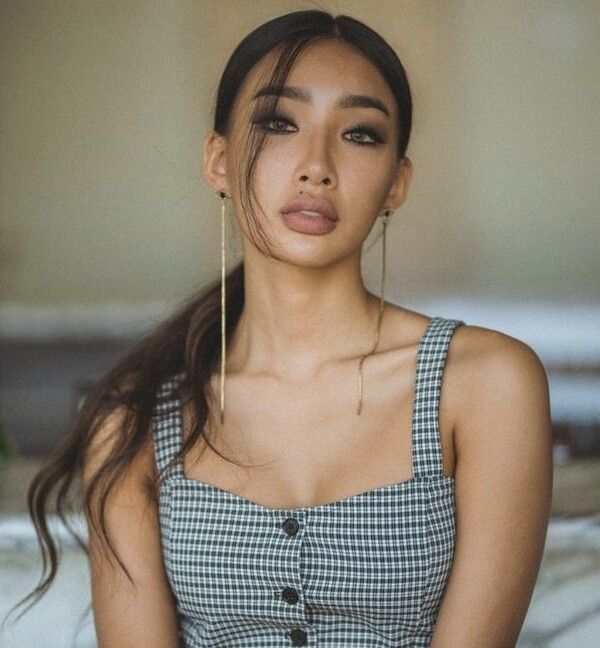 정우성 98년생 회계사 문가비 혼외자 인플루언서 DM