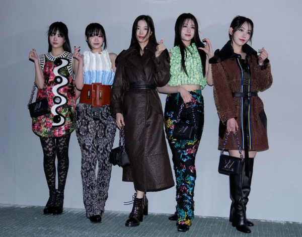 르세라핌 / 사진 = 루이비통 2023 프리폴 쇼