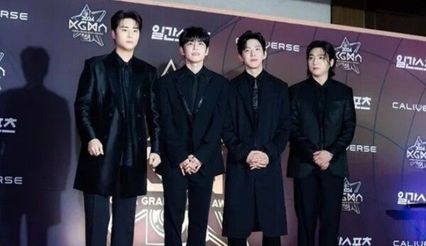 데이식스 갑질 팬미팅 신분증