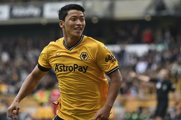 황희찬 갑질 페라리 슈퍼카 의전 논란 입장