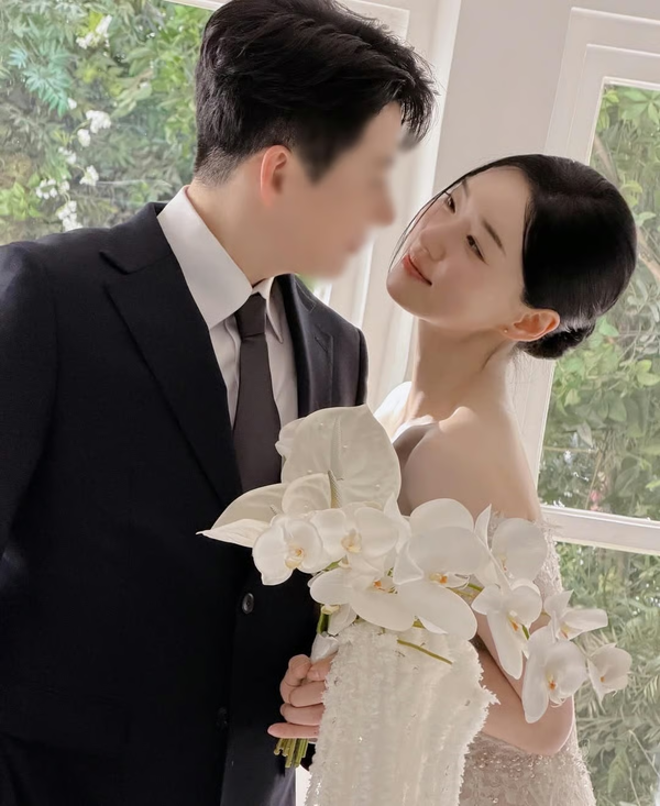 배우 김유지 정준 결별 이유 결혼 예비신랑 남편 직업