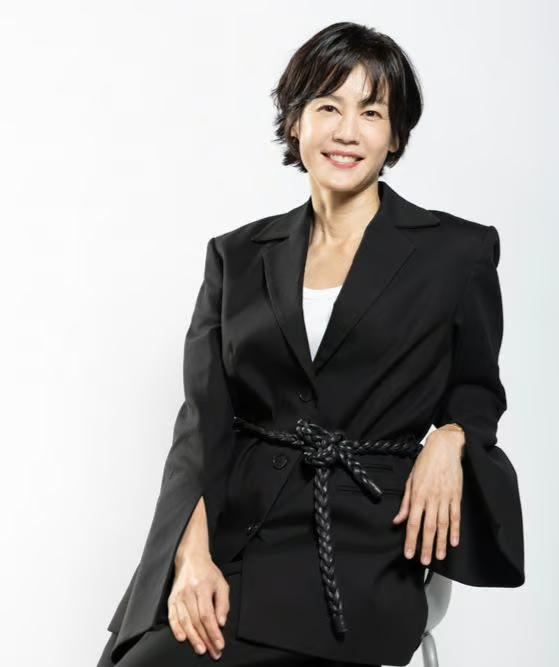 배우 김지호 도서관 책 밑줄 논란 공공 도서 훼손