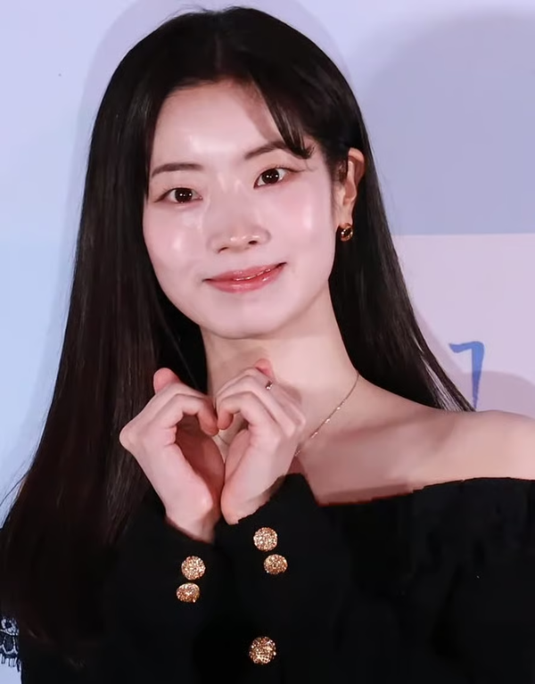 트와이스 다현 활동 중단 발목 골절 부상 복귀