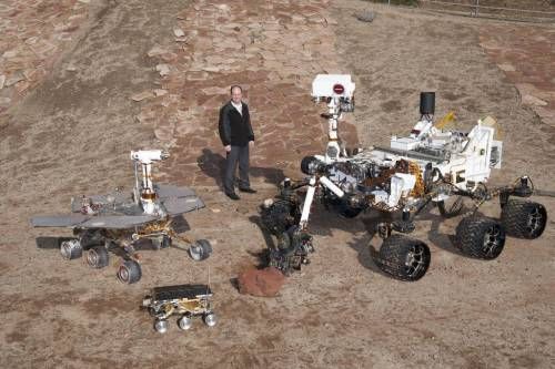 화성 탐사선의 실제 크기.jpg