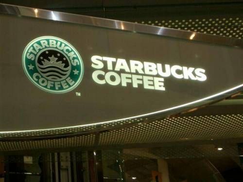 사우디에 진출한 스타벅스.jpg