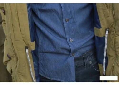 셔츠를 바지에 넣을지 말지 고민될 때.jpg