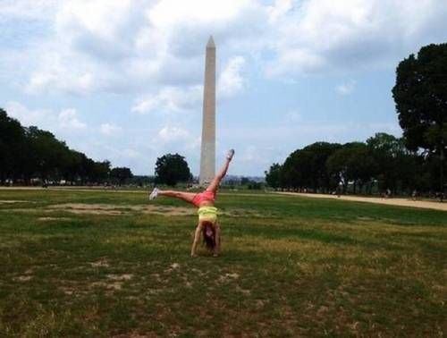 워싱턴 기념비에서 가장 많이 찍히는 사진포즈