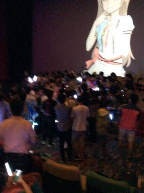 팬들과 함께하는 생일파티.jpg