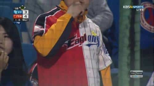 양념 반 후라이드 반.jpg