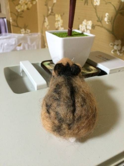 양모펠트로 만든 햄스터.jpg