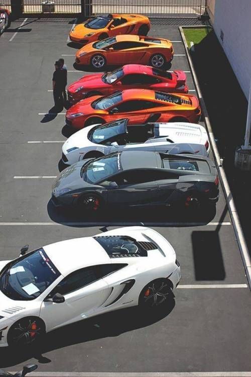 두바이 사립 고등학교 주차장