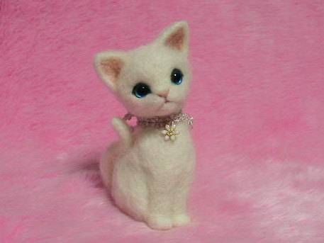 털실로 만든 고양이.jpg