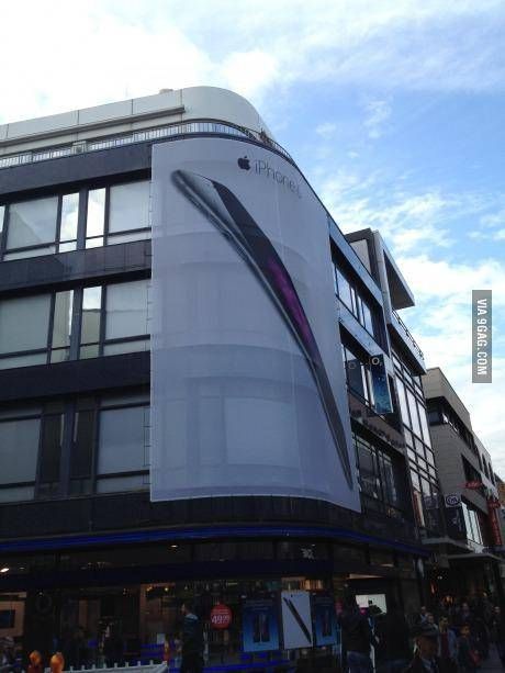 아이폰 광고의 위치선정.jpg