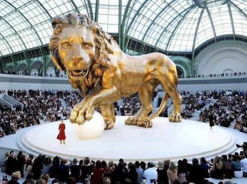 샤넬 패션쇼의 위엄