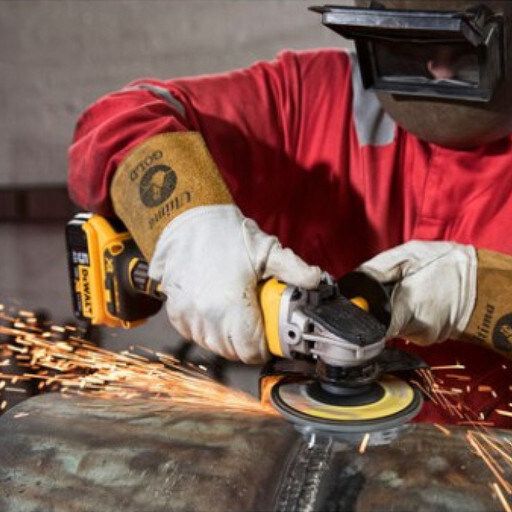 의외로 잘모르는 공장, 현장에서 가죽 장갑 껴야하는 사람