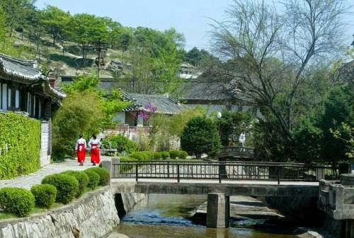 북한의 한옥 보존지구.jpg