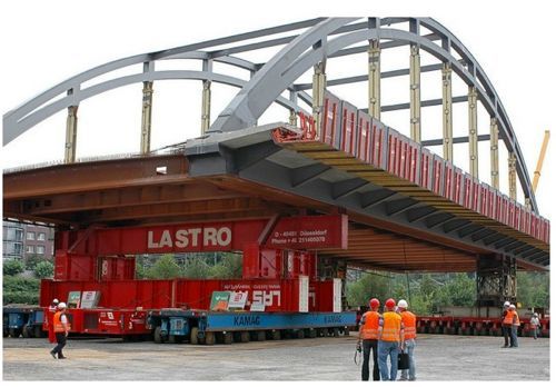 트럭. 세상에 못 옮길것 없다