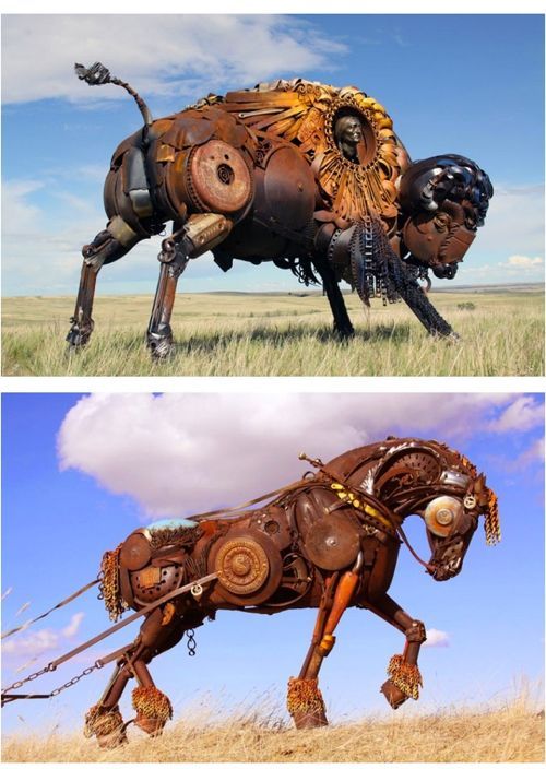 동물 모양의 메탈 조형물