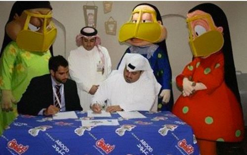 무슨 상황인지 알 수 없는 사진들