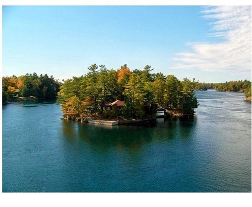 캐나다와 미국 사이에 있는 1800여개의 개인 소유 섬들