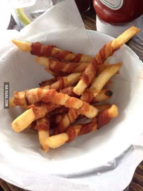 베이컨과 감자튀김.jpg