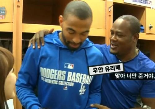 맷 캠프 농락.jpg