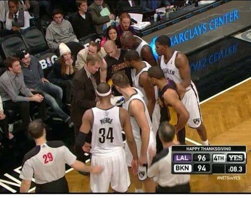 전혀 어색하지않은 작전타임.jpg