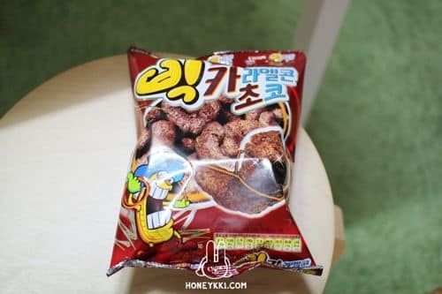 똥먹는데 과자얘기 하지마라.jpg