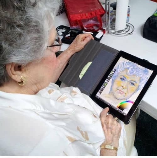 할머니께 아이패드를 사드렸다