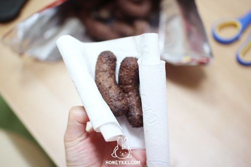 똥먹는데 과자얘기 하지마라.jpg