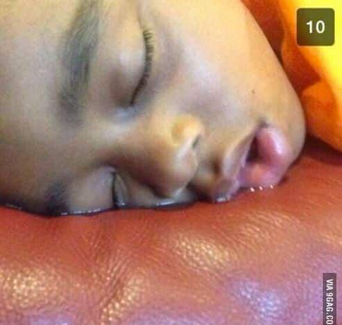 수영하고 싶은 흑린이.jpg