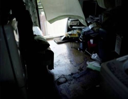 고독사한 일본 노인의 방.jpg