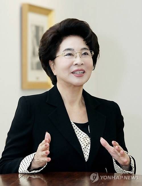 대한민국 최강동안.jpg