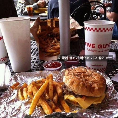 미국의 5대 햄버거.jpg