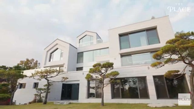 기생충 실사판 집인 성북동 최고급 단독주택.jpg