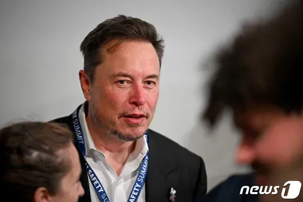 세계1위 부자도 믿은 음모론.jpg