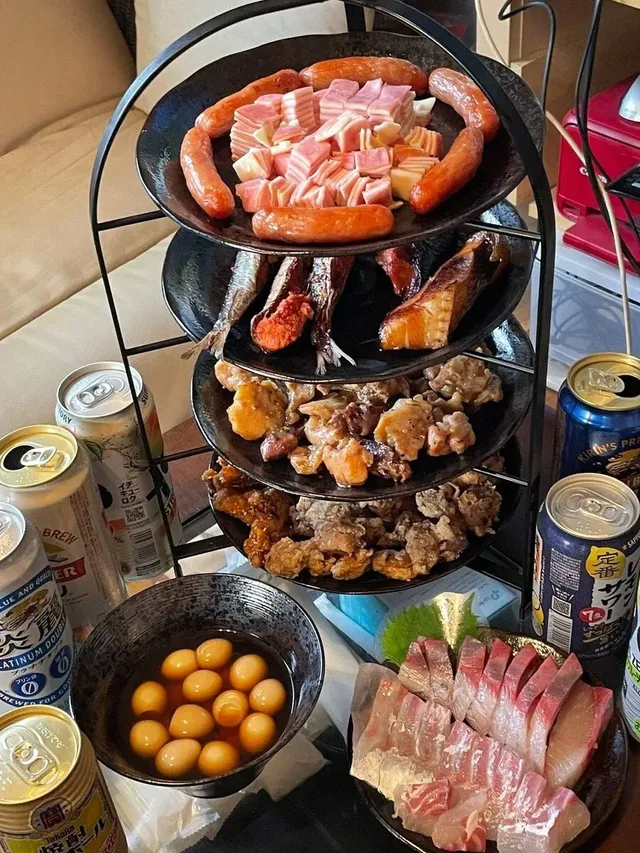 친구들과 가볍게 즐기기 좋은 애프터눈티 세트