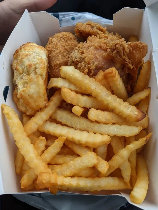 민폐인지 논란인 교회 치킨 주문.jpg