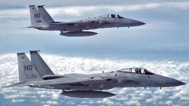 50년전 비행기.jpg