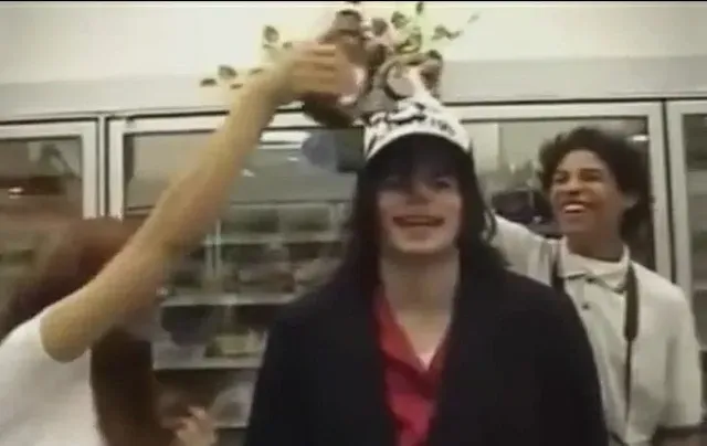 의외로 북한에서 할 수 있는 마이클 잭슨 체험