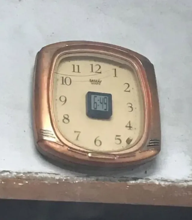 하이브리드 시계