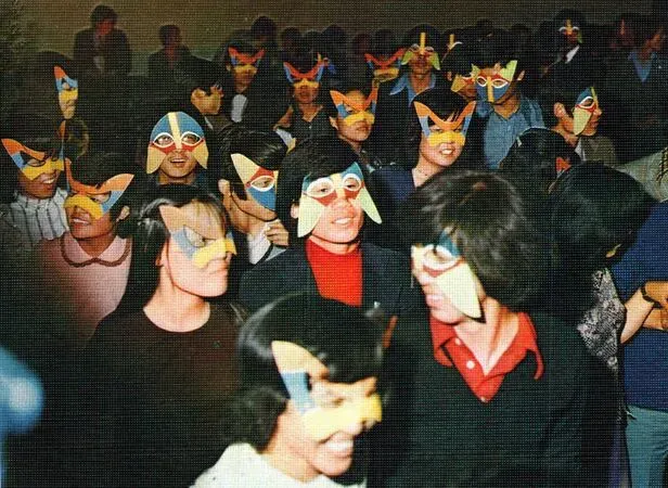 1970년대 대학교 축제 모습.jpg