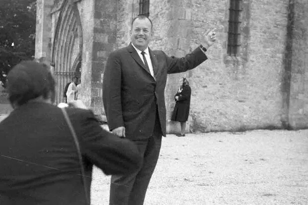 6월6일 D데이. 교회 첨탑에 매달렸던 병사