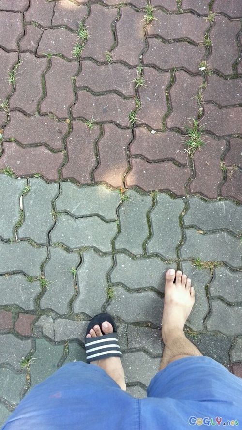 밖에서 답안나오는 상황.jpg